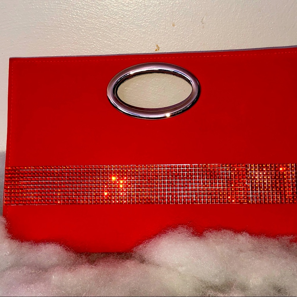 Classy Clutch